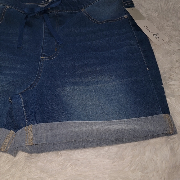 Womans Just Be Denim Pull On Cuff Shorts - Picture 2 of 10
